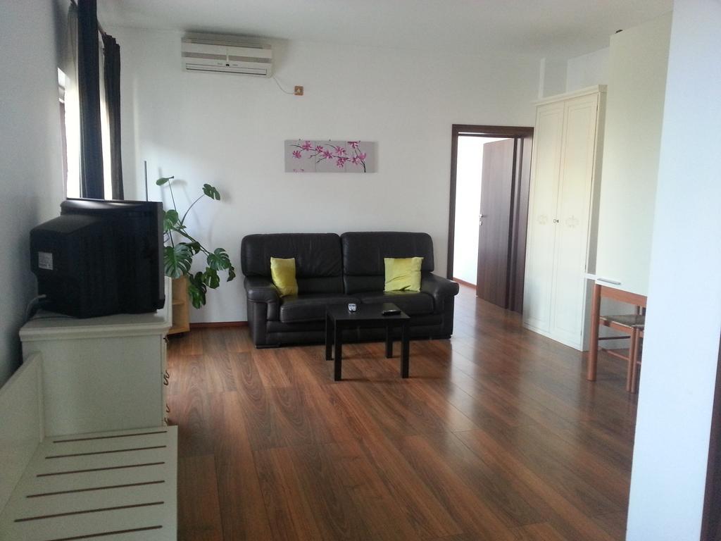 Banu Manta Apartments Bukarest Eksteriør billede